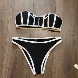 Black & White Hi-rise bikini